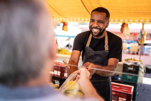 Business Man retail with customer